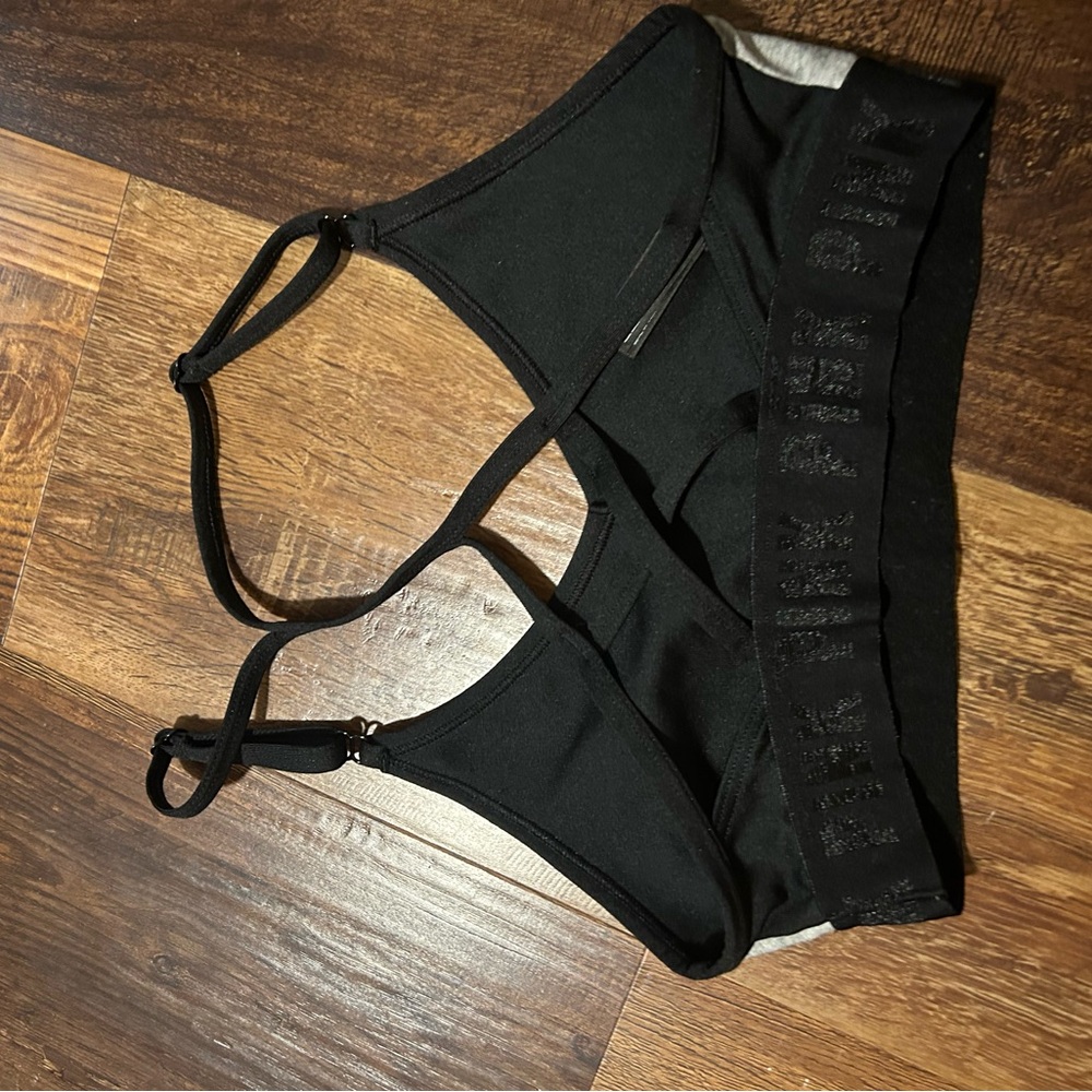 PINK Victoria's Secret Gray and Black Bra - Picture 2 of 4